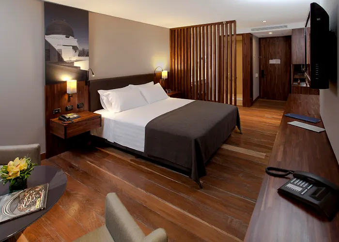 Hotel Estelar Parque De La 93